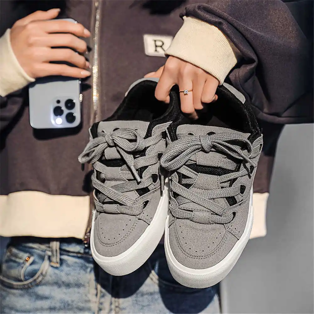 Chaussures d'école Hiphop avec - Home Gym Uk avis et prix